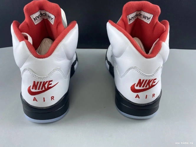 Chep Onekick Silver Jordan Tongue (2020) Retro DA1911-102 Fire Red Air 5 0701